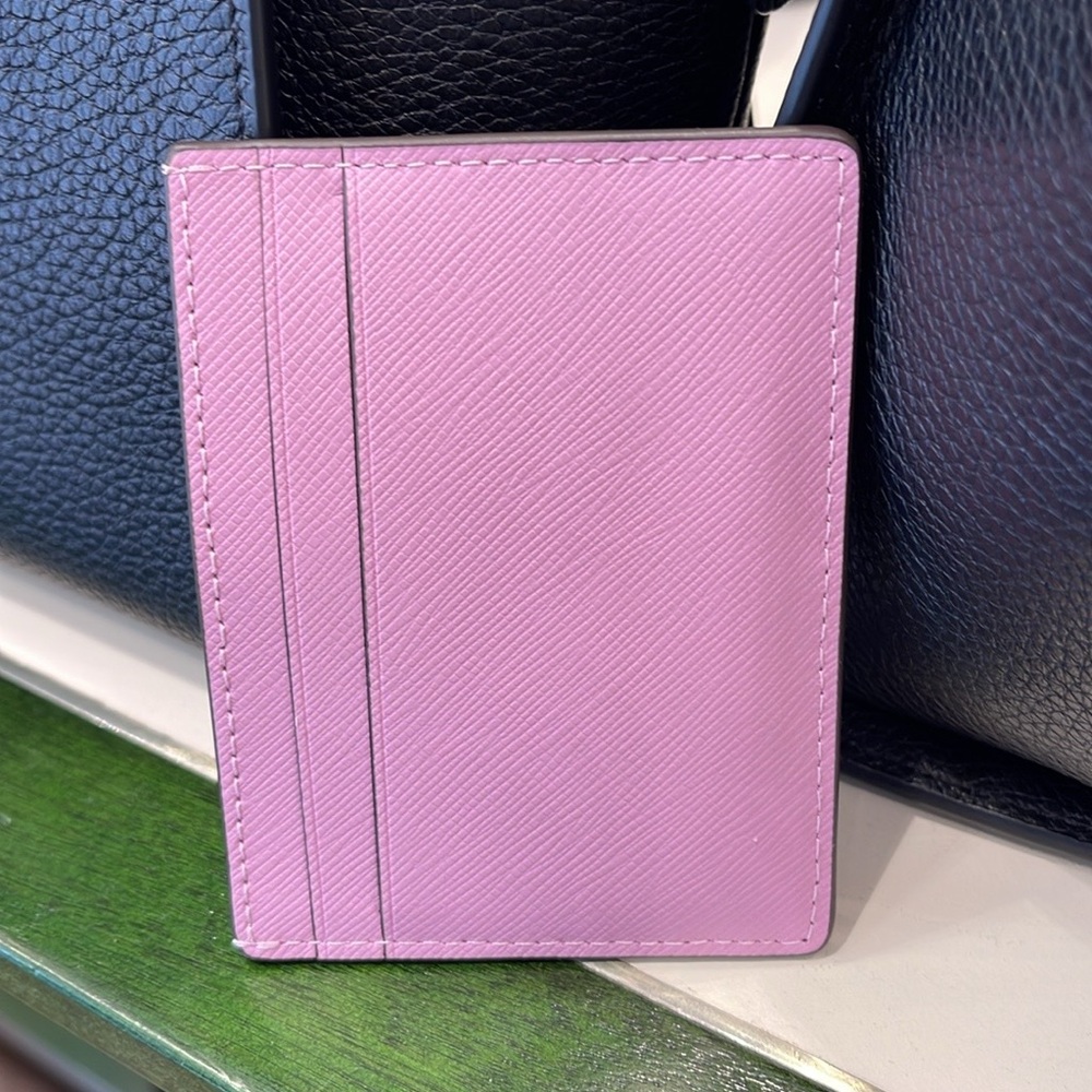Kate Spade Madison Small Slim Card Holder
Barry Cream
NWT - Picture 12 of 16